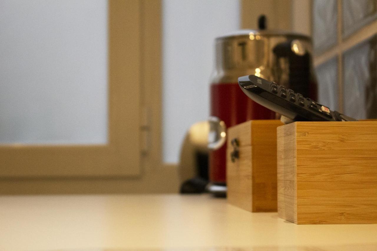 ミラノ Naviglio81 Bed & Breakfast エクステリア 写真